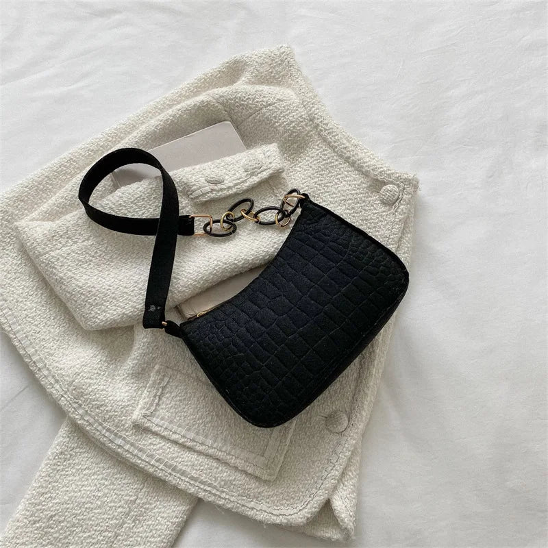 Popular Retro Gentle Temperament Small Square Bag 2024 Autumn Shoulder Handheld Fashion Casual Yankee Underarm Small Square Bag